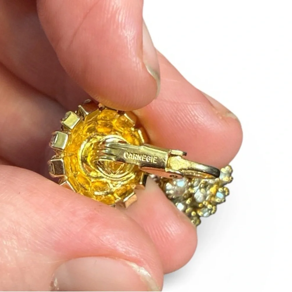 Vintage Hattie Carnegie Gold Crystal Encrusted Drop Clip On Earrings - Picture 4 of 4